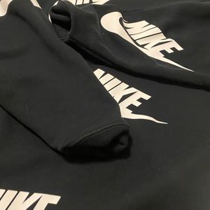 Nike Sweater